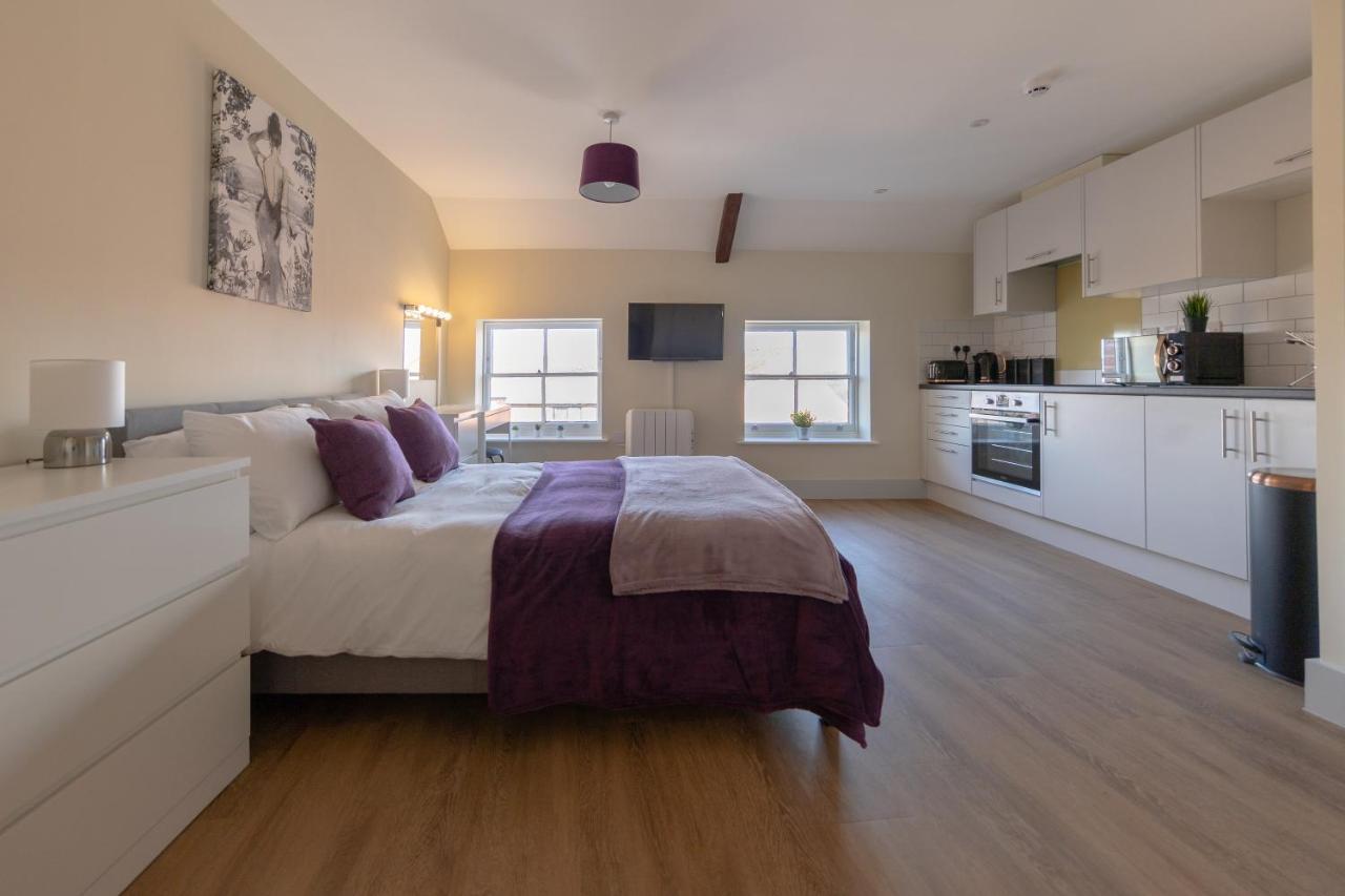 Isabella House - Hereford City Centre Aparthotel, By Rentmyhouse Zewnętrze zdjęcie